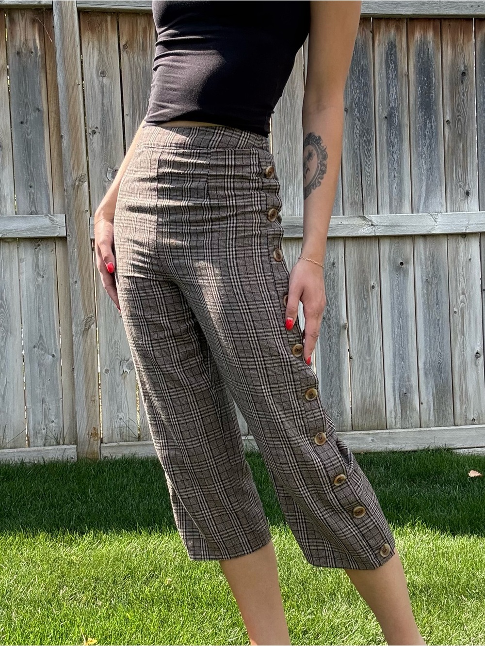 High-Waist Plaid Crop Pants with Button Detailing